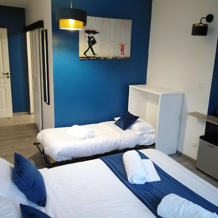 Les Remparts Hotell La Madelaine-sous-Montreuil Eksteriør bilde