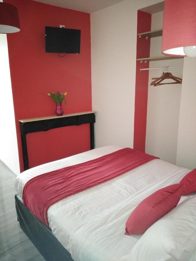 Les Remparts Hotell La Madelaine-sous-Montreuil Eksteriør bilde