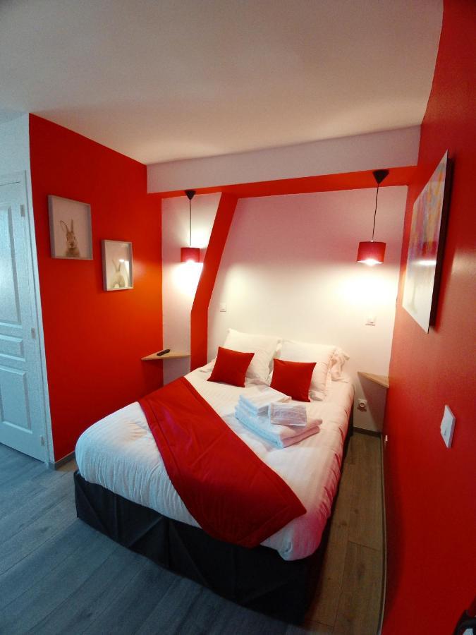 Les Remparts Hotell La Madelaine-sous-Montreuil Eksteriør bilde