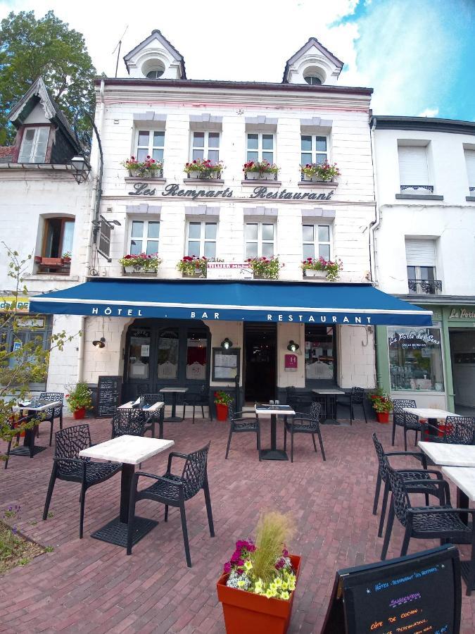 Les Remparts Hotell La Madelaine-sous-Montreuil Eksteriør bilde